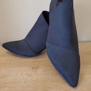 Adrianna Papell Women's Ankle Boots w/Stiletto Heels (Size 6.5M) Hardly Worn!